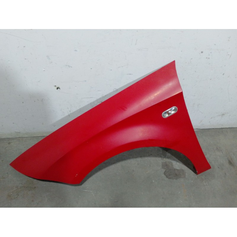 Recambio de aleta delantera izquierda para seat leon (1p1) 1.9 tdi referencia OEM IAM 1P0821021A  