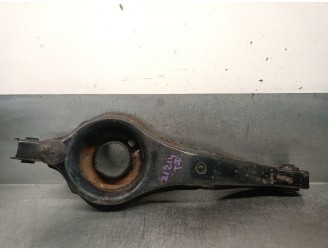 Recambio de brazo suspension inferior trasero izquierdo para mazda 3 (bk) 1.6 di turbo referencia OEM IAM BP4K28300E BP4K28300E 