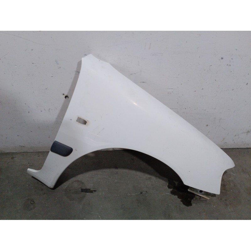 Recambio de aleta delantera derecha para peugeot 106 ii (1a_, 1c_) 1.5 d referencia OEM IAM 7841J4  