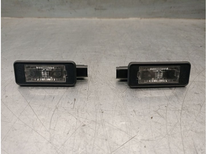 Recambio de piloto matricula para peugeot 2008 i (cu_) 1.2 thp 110 / puretech 110 referencia OEM IAM 9682403680 