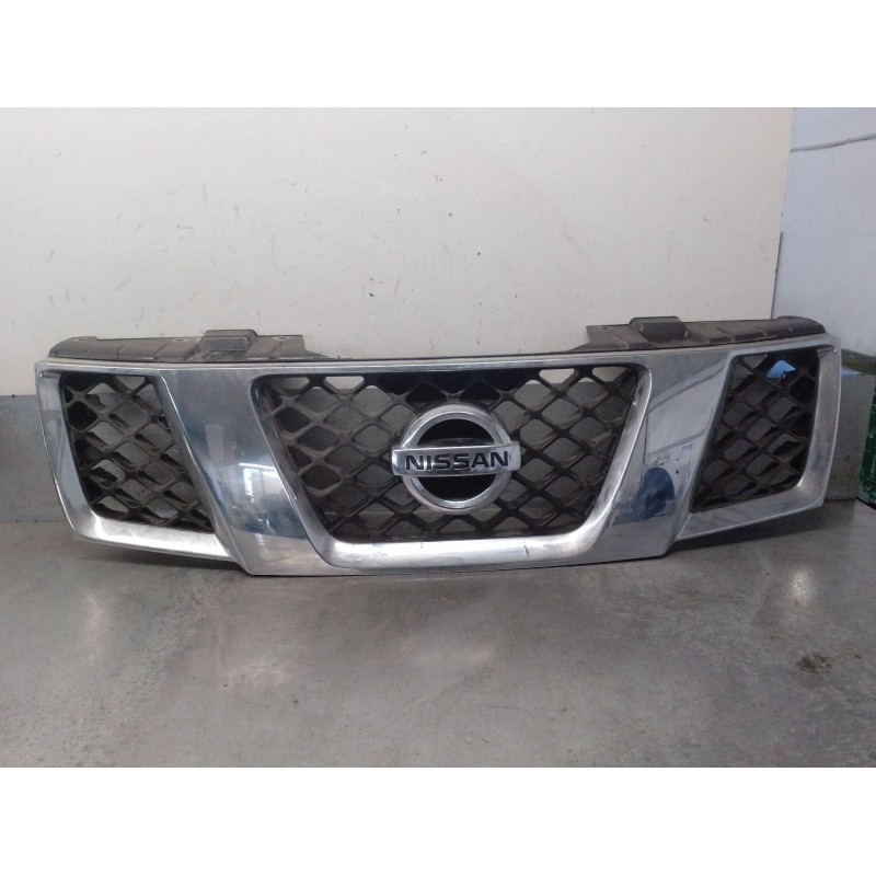 Recambio de rejilla delantera para nissan navara np300 (d40) 2.5 dci 4wd referencia OEM IAM 62310EB400 62310EB400 