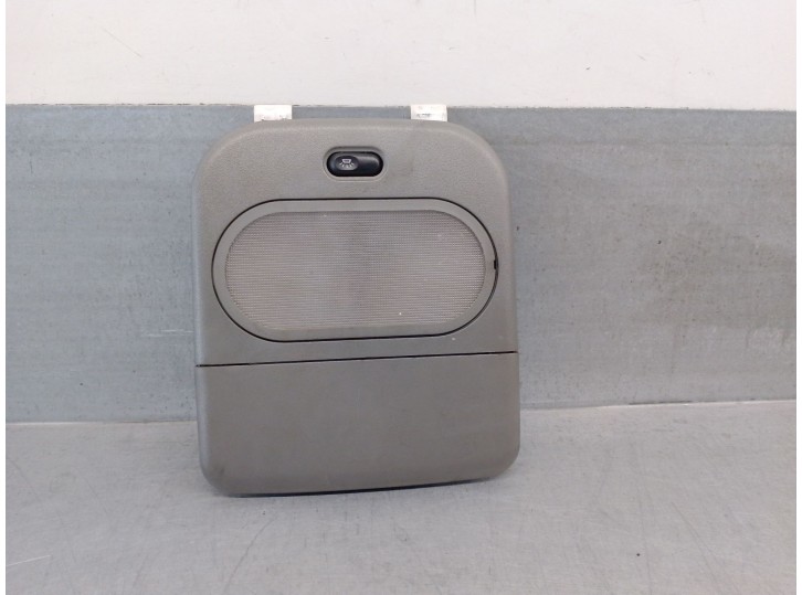 Recambio de luz interior para renault master ii phase 2 caja cerrada 2.5 diesel referencia OEM IAM 7701054339 7701054339 