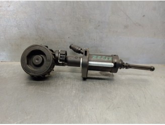 Recambio de bomba embrague para opel zafira tourer c (p12) 1.4 (75) referencia OEM IAM 55561915 55561915 