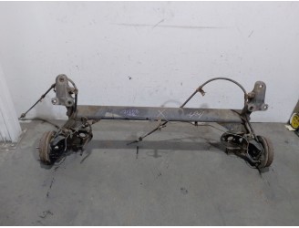 Recambio de puente trasero para hyundai getz (tb) 1.3 i referencia OEM IAM 551001C100  