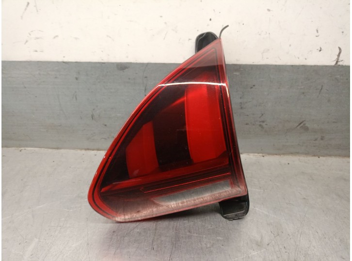 Replacement rear right tail light for Peugeot 2008 I (cu_) 1.2 THP 110 / PureTech 110 OEM IAM reference 9814757280 