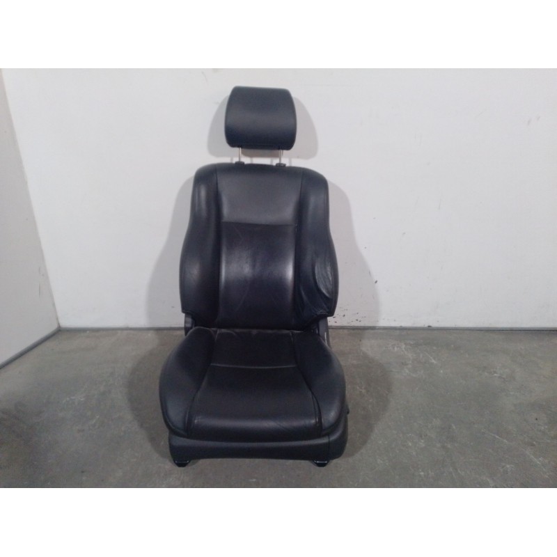 Recambio de asiento delantero izquierdo para toyota avensis sedán (_t25_) 2.0 (azt250_) referencia OEM IAM 7107105690B0 71071056