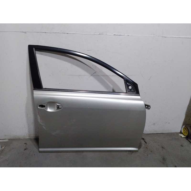 Recambio de puerta delantera derecha para toyota avensis sedán (_t25_) 2.0 (azt250_) referencia OEM IAM 6700105050  