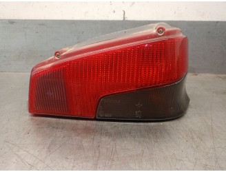 Replacement rear right tail light for Peugeot 106 I (1A, 1C) 1.1 OEM IAM reference 635184 