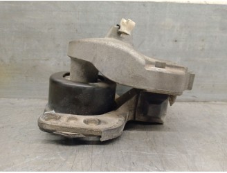 Recambio de soporte motor derecho para nissan interstar autobús (x70) dci 115 referencia OEM IAM 8200022595A 8200022596 