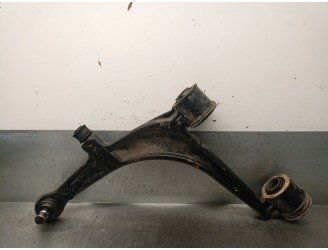 Replacement front left lower suspension arm for Nissan Interstar bus (X70) dCi 115 OEM IAM 8200767 reference