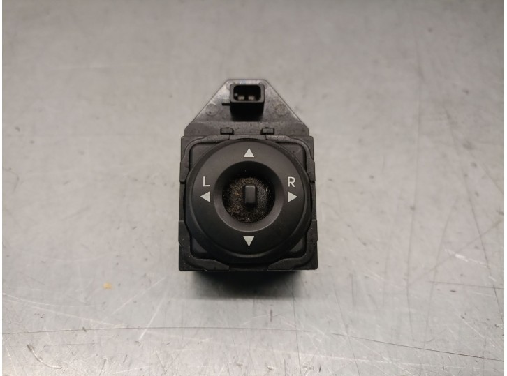 Recambio de mando retrovisor para hyundai ix20 (jc) 1.4 crdi referencia OEM IAM 935301K500 