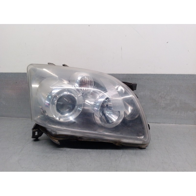 Recambio de faro derecho para toyota avensis sedán (_t25_) 2.0 (azt250_) referencia OEM IAM 8113005250 8113005250 