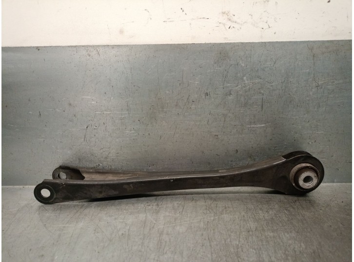 Recambio de brazo suspension inferior trasero izquierdo para bmw 1 (f20) 116 i referencia OEM IAM 6792527 33326792525 