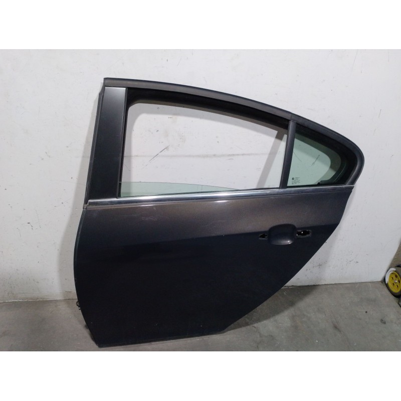 Recambio de puerta trasera izquierda para opel insignia a (g09) 1.6 cdti (68) referencia OEM IAM 124324  