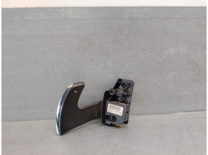 Recambio de mando volante para citroën c4 picasso i monospace (ud_) 2.0 hdi 138 referencia OEM IAM 96591774XT 6242N7 346090013 V