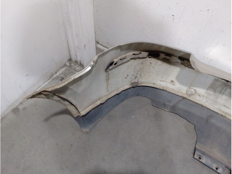 Recambio de paragolpes trasero para ford mondeo iii (b5y) 2.0 tdci referencia OEM IAM 1385684  