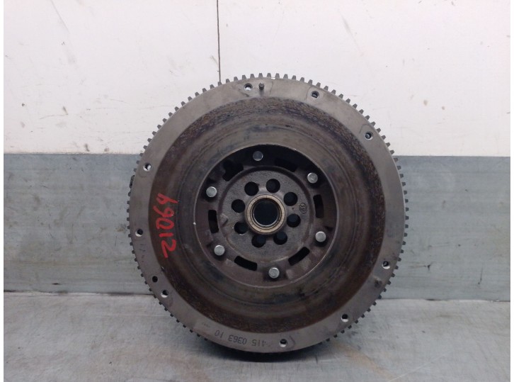 Recambio de volante motor para nissan navara np300 (d40) 2.5 dci 4wd referencia OEM IAM 415036310 12310EB300 