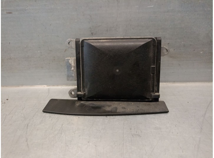 Recambio de modulo electronico para bmw 5 gran turismo (f07) 530 d xdrive referencia OEM IAM 679577401  12037310 HELLA