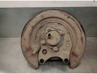 Recambio de mangueta trasera izquierda para toyota corolla station wagon (_e12_) 2.0 d-4d (cde120_) referencia OEM IAM 424500206