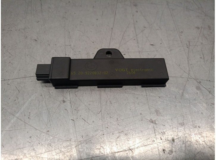 Recambio de antena para bmw 5 gran turismo (f07) 530 d xdrive referencia OEM IAM 65209220832 