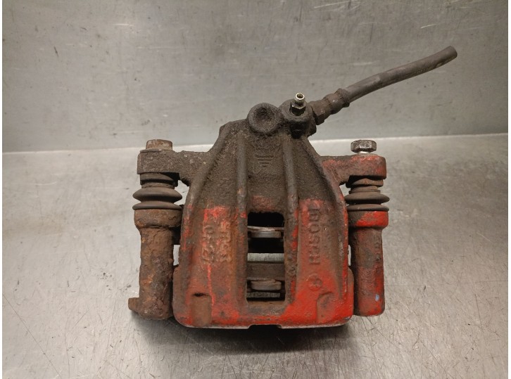 Recambio de pinza freno delantera derecha para smart coupe 0.8 cdi cat referencia OEM IAM A4514210098 A4514210098 BOSCH