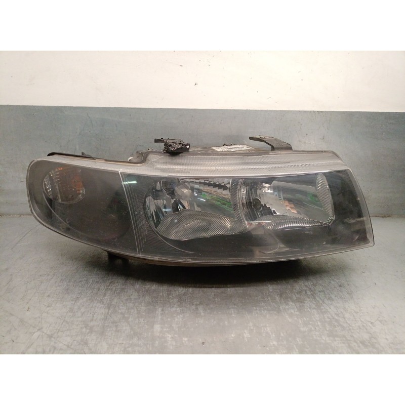 Recambio de faro derecho para seat leon (1m1) 1.6 16 v referencia OEM IAM 1M1941016 1M1941016 67742705