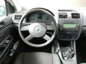 volkswagen golf v (1k1) del año 2004