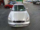 daewoo nubira sedán (j100) del año 2001