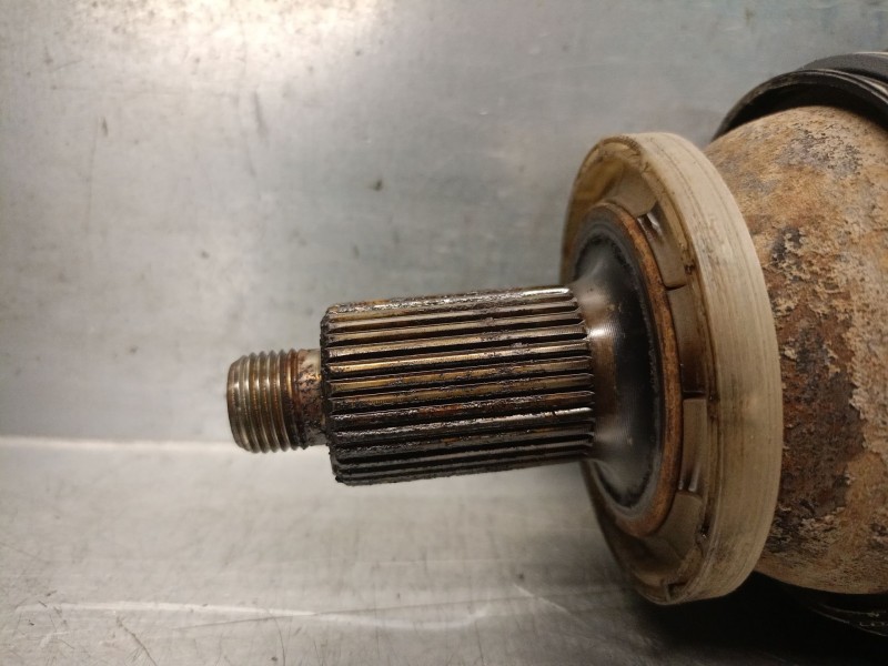 Recambio de transmision delantera derecha para volkswagen polo (9n_, 9a_) 1.4 16v referencia OEM IAM 6Q0407272BD 6Q0407272BD 