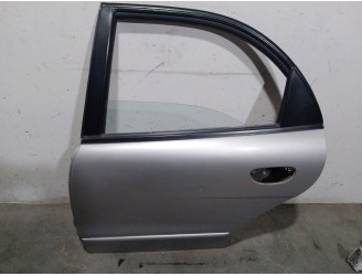 Recambio de puerta trasera izquierda para daewoo nubira sedán (j100) 1.6 16v referencia OEM IAM 96270924  