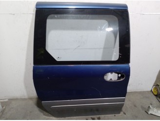 Recambio de puerta lateral corredera derecha para kia carnival ii (gq) 2.9 crdi referencia OEM IAM K54B72020C 