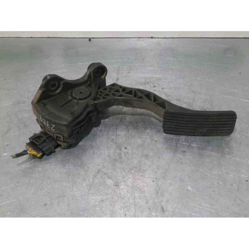 Recambio de potenciometro pedal para hyundai i30 1.6 crdi cat referencia OEM IAM 070817J0300  