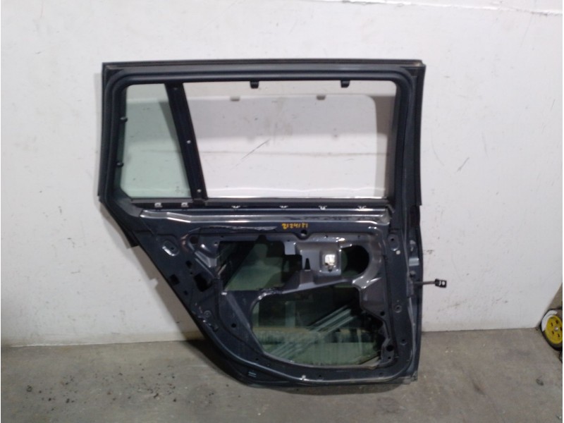 Recambio de puerta trasera izquierda para bmw 5 touring (e61) 520 d referencia OEM IAM 41525A2A367  