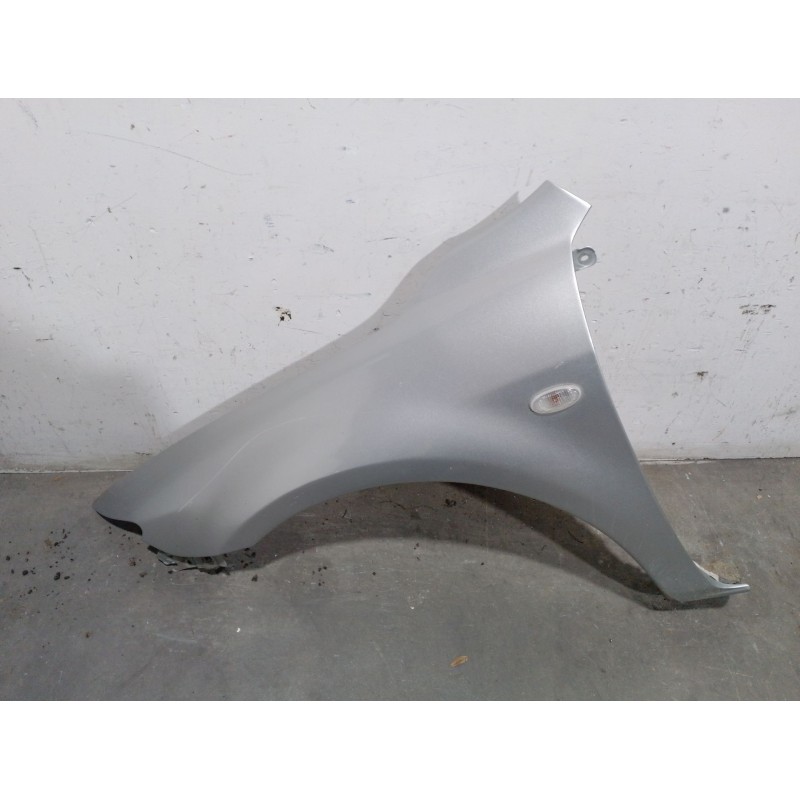 Recambio de aleta delantera izquierda para mazda 6 hatchback (gg) 2.0 di (gg14) referencia OEM IAM GJ6A52211D  