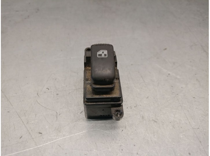 Recambio de mando elevalunas trasero derecho para daewoo nubira sedán (j100) 1.6 16v referencia OEM IAM 612W16200  