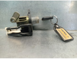 Recambio de conmutador de arranque para opel astra f sedán (t92) 1.6 i (f19, m19) referencia OEM IAM 913652 913652 