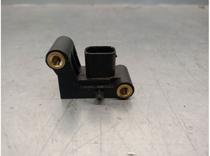Recambio de sensor impacto para bmw 5 touring (e61) 520 d referencia OEM IAM 6977398 69773986577 