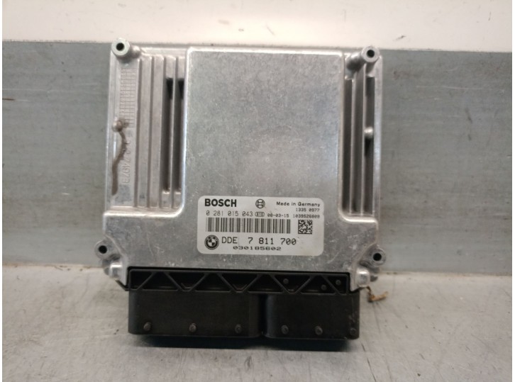 Recambio de centralita motor uce para bmw 5 touring (e61) 520 d referencia OEM IAM 7811700 0281015043 BOSCH