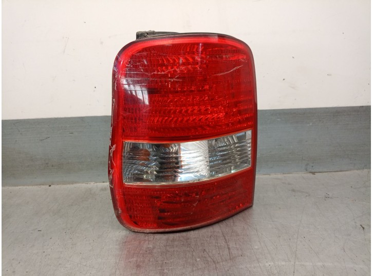 Recambio de piloto trasero izquierdo para kia carnival ii (gq) 2.9 crdi referencia OEM IAM 3K54A51160 5 PUERTAS