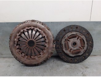 Replacement clutch kit for Citroën C-Elysee (DD_) 1.2 VTi 82 OEM IAM reference 9671404980 1607870680 