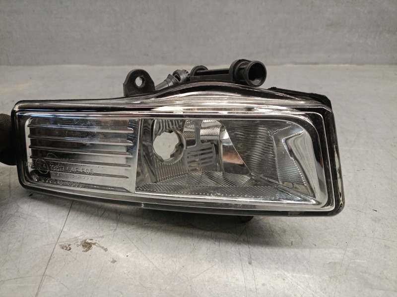 Recambio de faro antiniebla derecho para audi a6 c6 avant (4f5) 2.0 tdi referencia OEM IAM 4F0941700A  