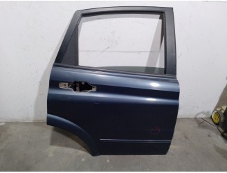 Recambio de puerta trasera derecha para ssangyong actyon i 2.0 xdi referencia OEM IAM   