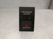 Replacement hazard warning switch for Volkswagen Scirocco III (137, 138) 2.0 TSI OEM IAM reference 1K8919234 