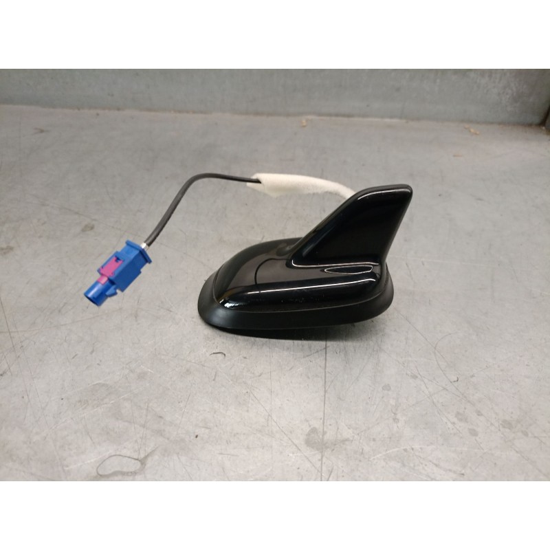 Recambio de antena para volkswagen scirocco iii (137, 138) 2.0 tsi referencia OEM IAM 3C0035507AA  