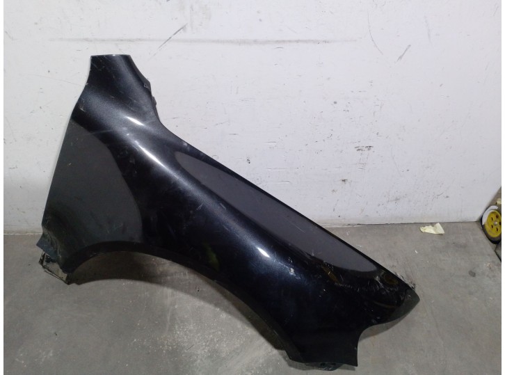 Recambio de aleta delantera derecha para volkswagen touareg (7la) 2.5 tdi dpf referencia OEM IAM 7L6821102K 