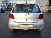 toyota yaris (_p1_) del año 2004