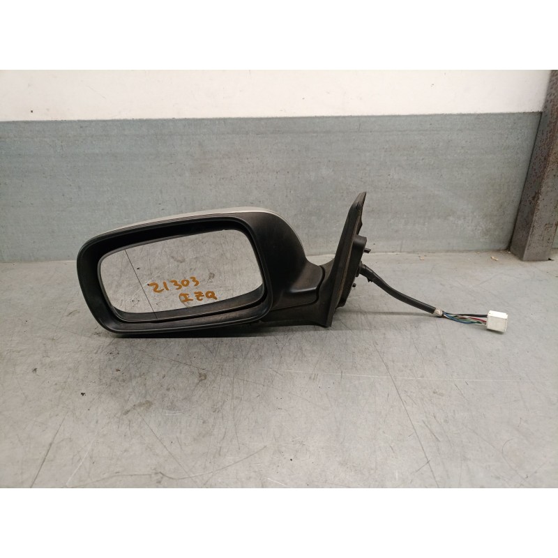 Recambio de retrovisor izquierdo para toyota avensis (_t25_) 1.8 (zzt251_) referencia OEM IAM 8790605100  