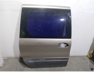 Recambio de puerta lateral corredera derecha para kia carnival ii (gq) 2.9 crdi referencia OEM IAM 