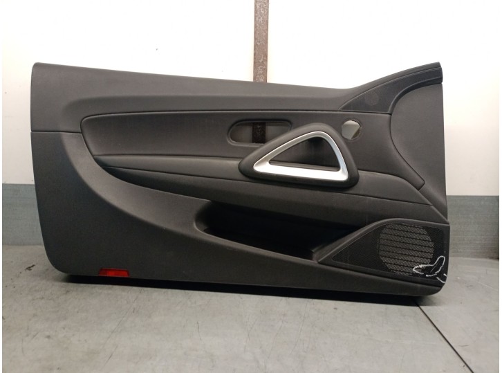Recambio de guarnecido puerta delantera izquierda para volkswagen scirocco iii (137, 138) 2.0 tsi referencia OEM IAM 1K8867011BR