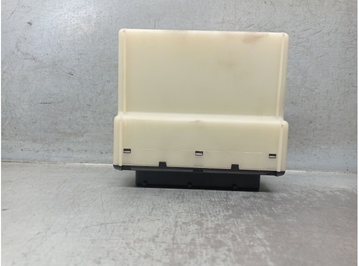 Recambio de modulo electronico para saab 9-5 (ys3e) 2.0 t referencia OEM IAM 5040001 52010486B
